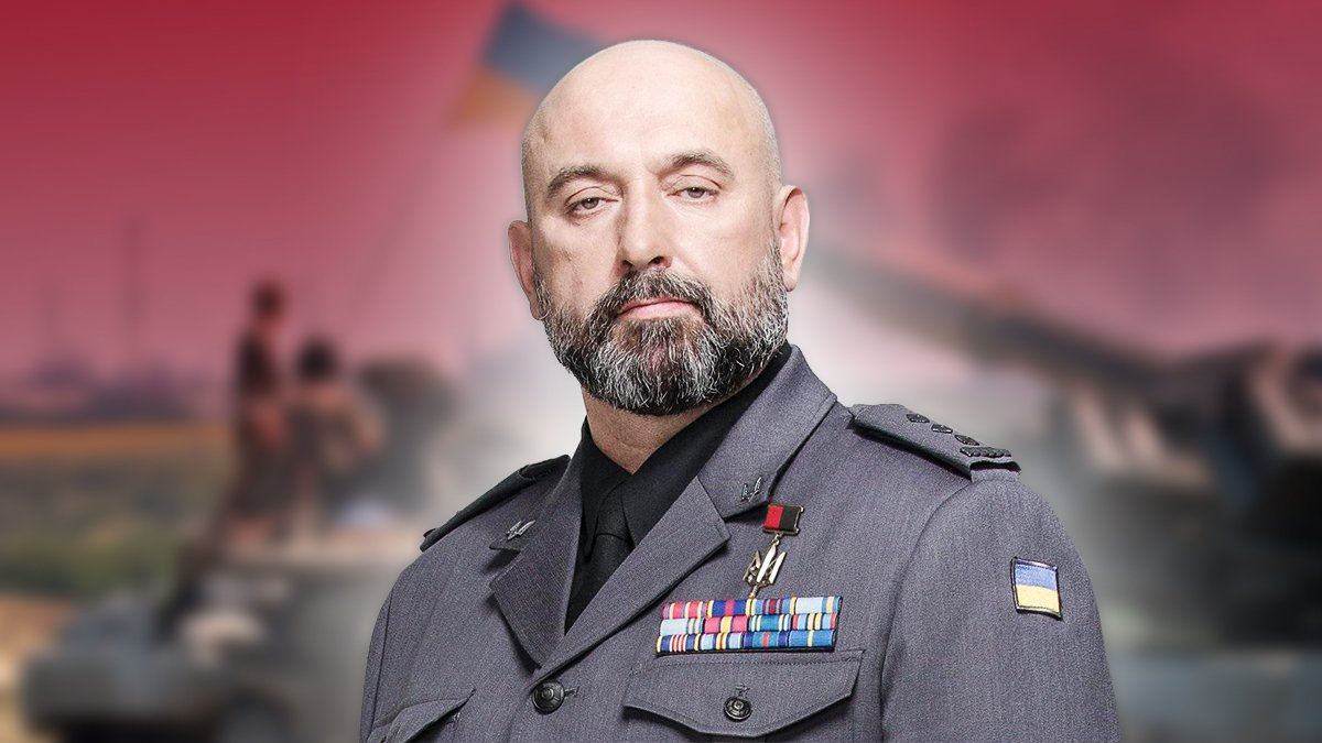 Chekalkin's tweet image. #НевідривнийКалендар
26 липня виповнюється 55 років Сергію Кривоносу - генерал-майору ЗСУ, легендарному командиру оборони Краматорського аеродрому та аеропорту Жуляни: facebook.com/Chekalkin.Dmit…