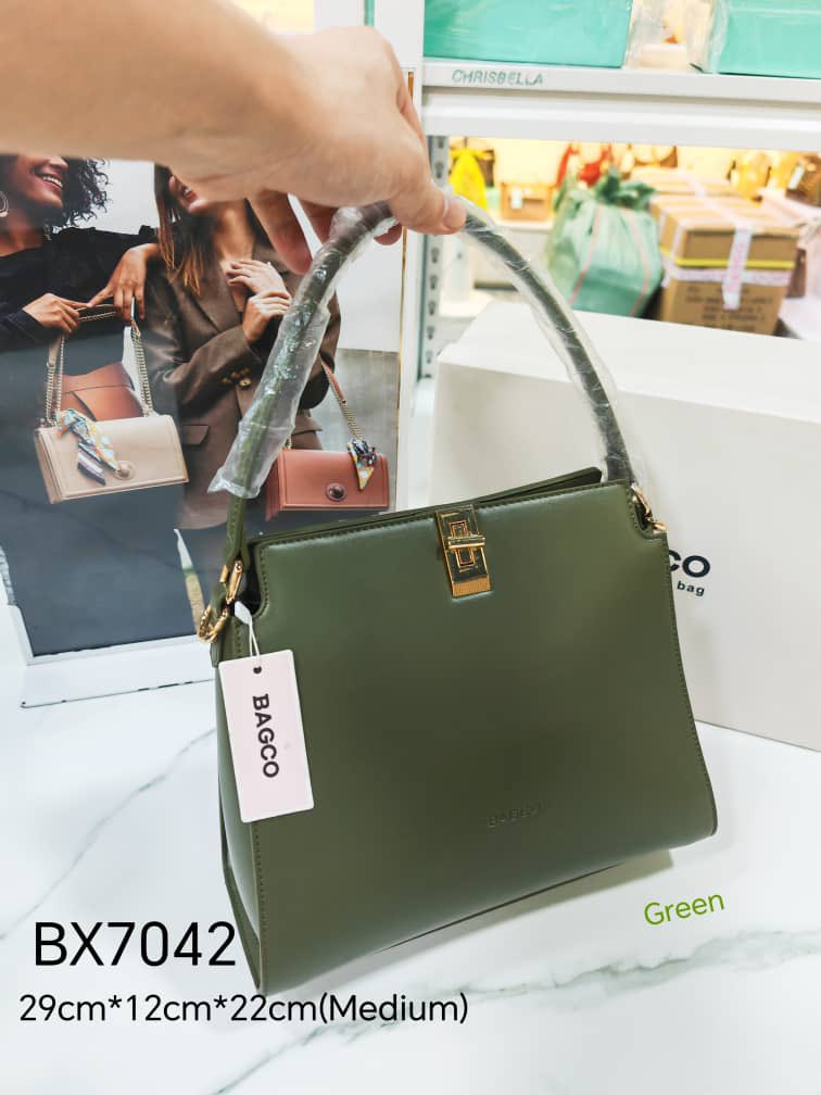 savvy_ruqqy's tweet image. SALES!!!
You can have any of these bags for 35k
Location- Abuja, delivery available nationwide
Kindly DM to purchase
Please RT