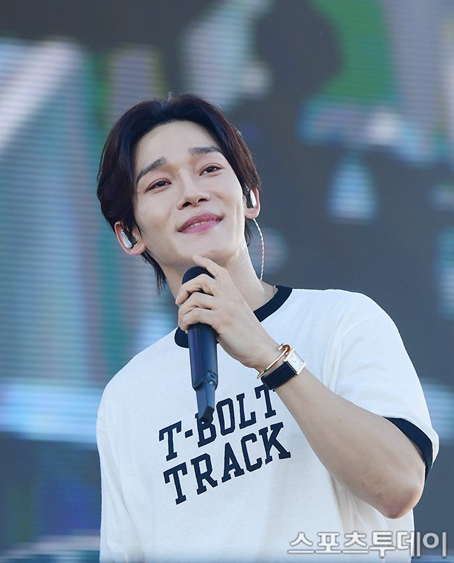 CHENGLOBALTEAM's tweet image. #CHEN Update
250726 | CHEN Press photos at the 2025 Yeosu K-Megaisland Festival
#CHEN_KMIF
#첸 #김종대 @CHEN_INB100