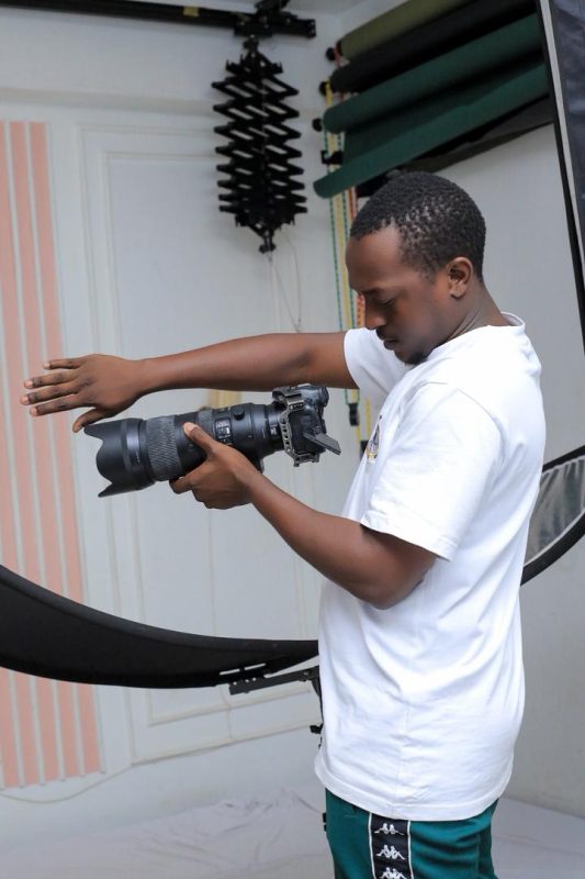 ChimpReports's tweet image. Zert Essential: Leading the Way in Ugandan Content Creation and Film Direction - #ChimpReportsNews
chimpreports.com/zert-essential…