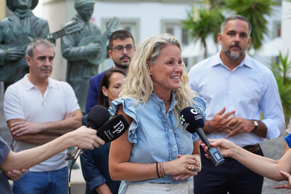 PSOE's tweet image. “El PSOE y el Gobierno progresista utilizamos el BOE para beneficiar a la mayoría social y el PP lo usa en beneficio de unos pocos”.
@montseminguez
➕ Info. en la web: psoe.es/actualidad/not…