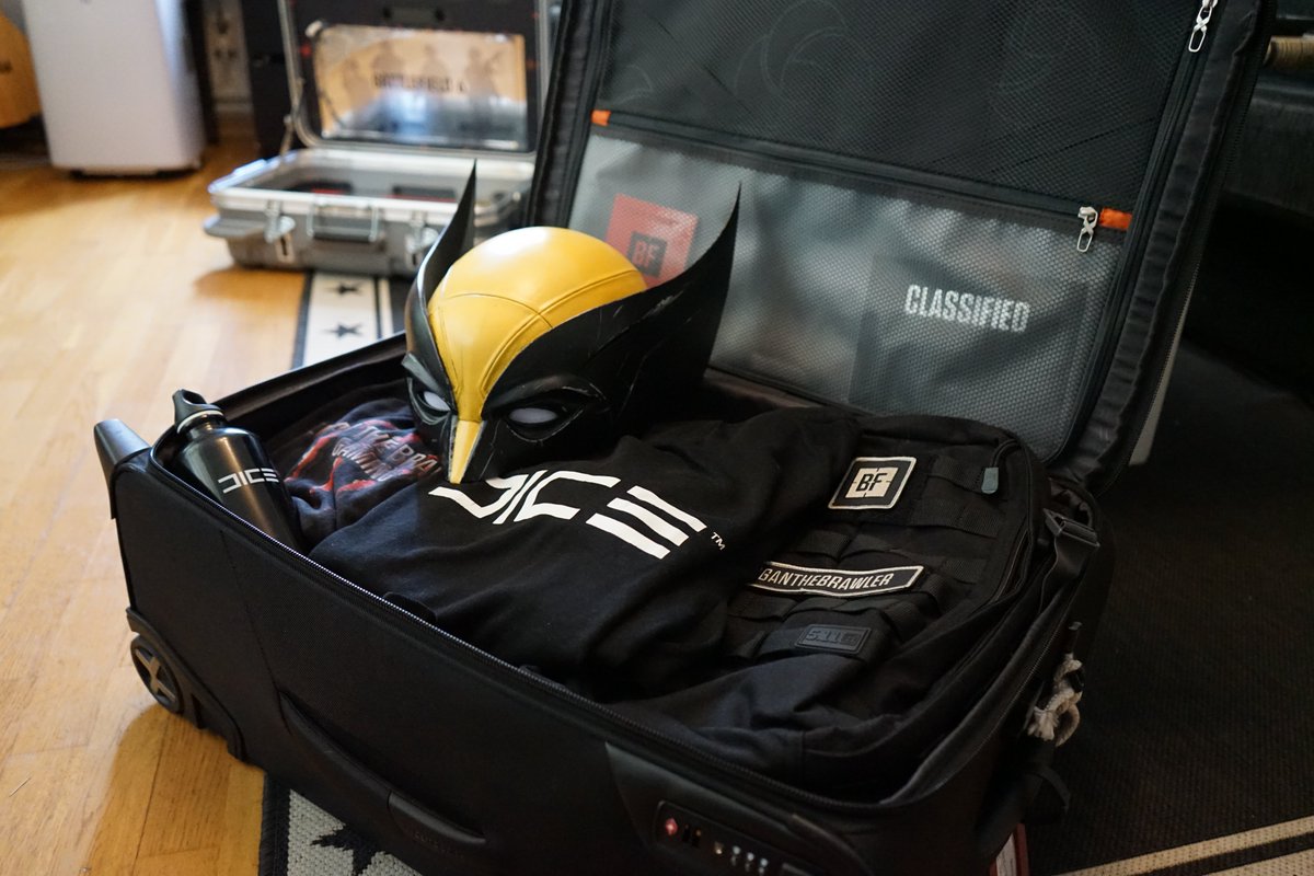 LoganTheBrawler Gaming (@loganthebrawler) on Twitter photo Already packed and ready! Are you ready <a href="/Battlefield/">Battlefield</a>?
Remember to set a reminder for BF6 Multiplayer Reveal on July 31!😍
#Battlefield #Battlefield6 #SponsoredByEA Already packed and ready! Are you ready <a href="/Battlefield/">Battlefield</a>?
Remember to set a reminder for BF6 Multiplayer Reveal on July 31!😍
#Battlefield #Battlefield6 #SponsoredByEA