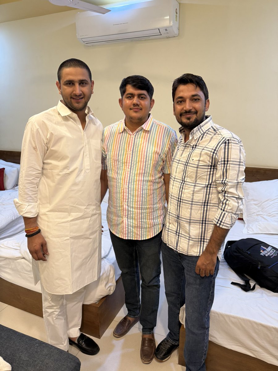 PEERA_RAM_DUDI's tweet image. बड़े भाई श्री मनीष बुधनगर जी को जोधपुर NSUI जिलाध्यक्ष बनने पर हार्दिक बधाई एवं शुभकामनाएँ।
@ManishNSUI__