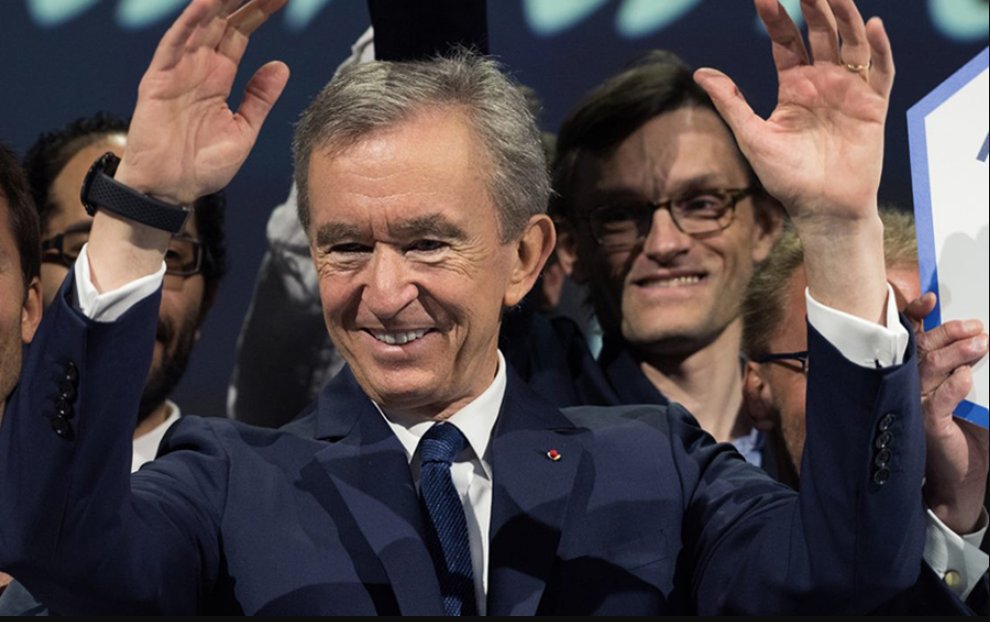 Nairametrics's tweet image. Bernard Arnault wealth gains $5.3 billion in 24 hours - nairametrics.com/2025/07/26/ber…