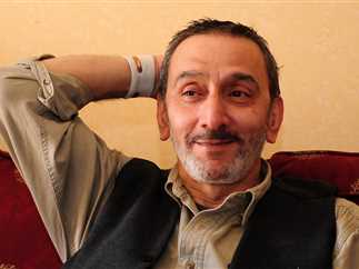 حاول يعلم جيل الشباب عن اكتر شي هني بعاد عنه
حاول يعلمن عن حالن 
رغم ادعاءه انه كل شي عمله هو انه ما يخلي هالبلد يغيره
هو فعليا غير كتير ورح يضل اثره للمستقبل