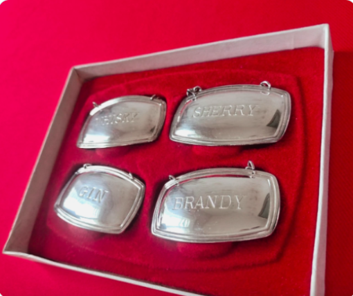 InessaW29's tweet image. Check out Vintage DECANTER LABEL SET x4 Plato Stylish Design MADE IN ENGLAND UK seller
ebay.us/m/OL3EUY
#MHHSBD #vintage #SETT #Drink #decanter #giftideas #vintagesale #gifts #viral #interiordesign #gifts #drinks #xmas #ShopVintage #VintageFinds #decor #eBaySeller