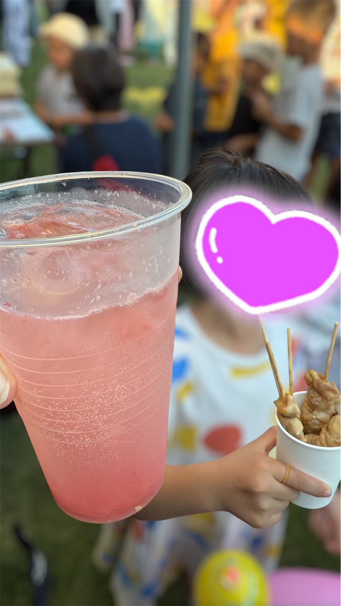 ak_rp_hyu's tweet image. お仕事終わりからの地元のお祭り🏮
仕事終わりの一杯はおいしー！🤣
冷やしパインにハマった次女三女にいっぱい買わされた🫩🍍わたしの分も取られた🫩w