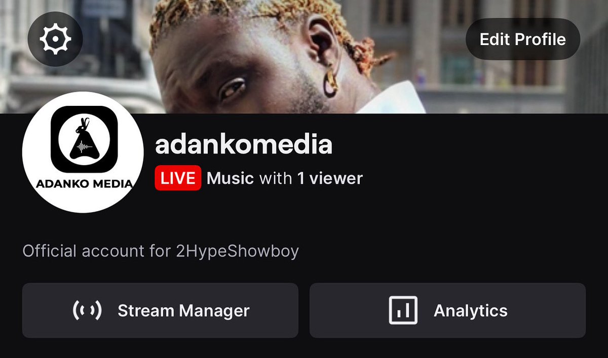 2hypeshowboy's tweet image. Follow on twitch 👉🏼 AdankoMedia
I’m streaming all day !!!!!