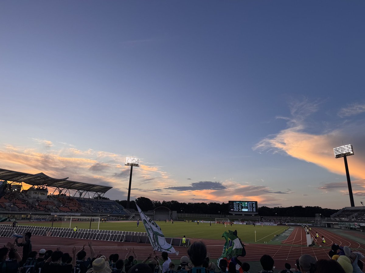 cheak46's tweet photo. 久しぶりのギオンスタジアム！
#SC相模原 https://t.co/4aLOxvnnE7