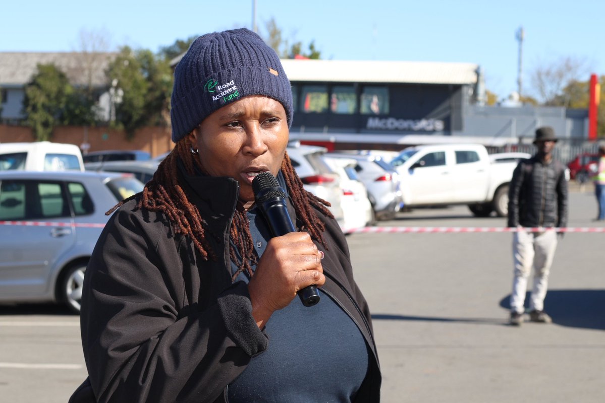 RAF_SA's tweet image. Lungelwa Jango from RAF East London engaged the Mthatha community and UCR FM listeners today at Mthatha Plaza. She unpacked how to claim from the RAF and addressed our ongoing work to clear the backlog.
#ICare²