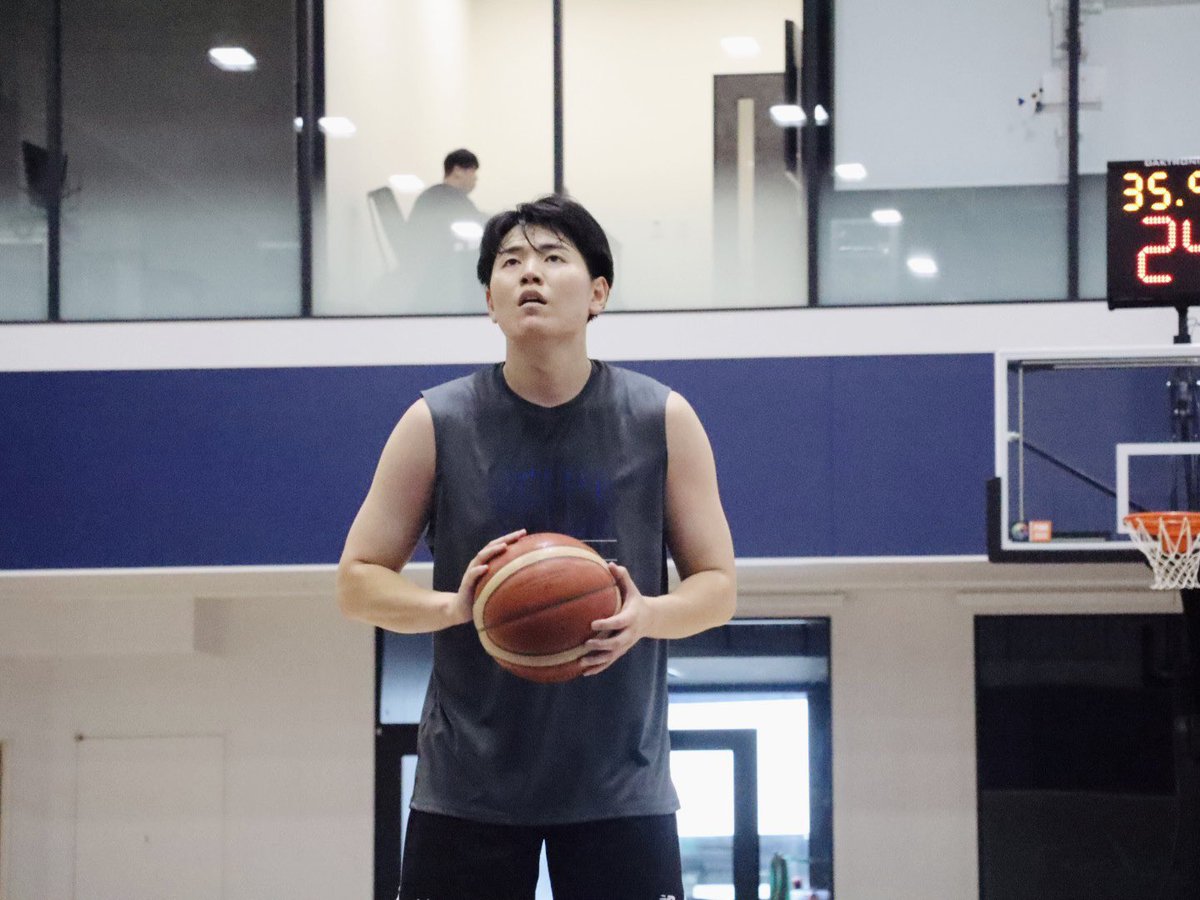 n_velca's tweet image. 😶😲☹️🥺

#velca #長崎ヴェルカ #山口颯斗 #表情豊かな #やまぐちはやと くん