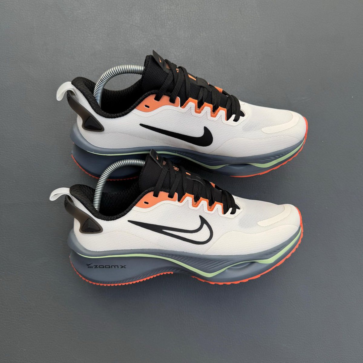 Dream_online_Tz's tweet image. NIKE zoom π ya kuvaa kwenye Marathon π₯
.
Size 40-45
.
Bei: 90,000/=
.
Njoo Whatsapp Chap βοΈ 0743931620