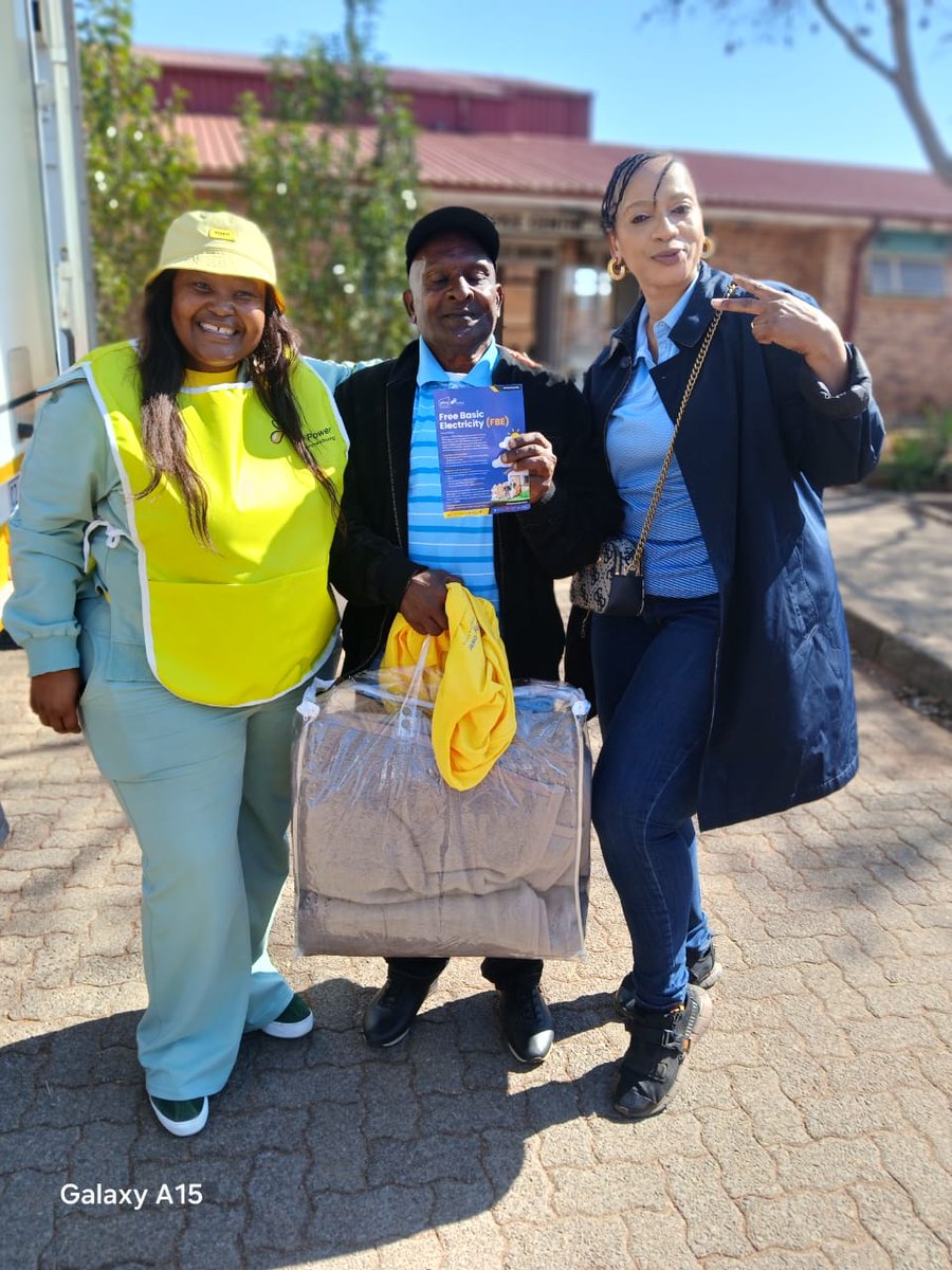 CityPowerJhb's tweet image. #CityPowerUpdates
#CityPowerFBE
The FBE Mega Education and Awareness is currently underway at Lenasia Old Age Village.
City Power is engaging with the elderly community to raise awareness about the Free Basic Electricity (FBE) program, which highlights who qualifies, how to…
