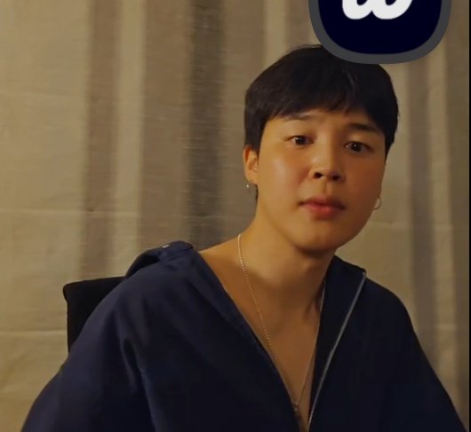 simply_rice's tweet image. Don't forget the last time Jimin posted on ig he came live both times on weverse🙂↔️🙏