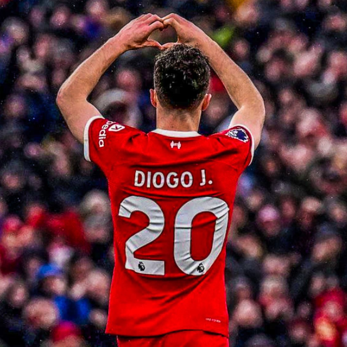 eramiegbami's tweet image. I hate how it always feels like humans aren’t appreciated until they die. 🥺
These beautiful gestures and tributes to Jota now when he’s here no more, even though we adored him while he was still with us.
We loved you then, Diogo. We love you forever.
#Forever20 🔴🕊️