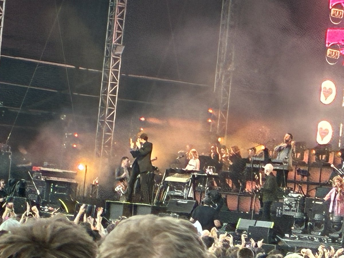therealpaulac's tweet image. Great day one at @tramlines tho we couldn’t find the big iconic sign which was usually at the helter skelter …
We saw : femur , the rolling people , imonster, Baxter dury, spiritualised , pulp @laurahorton4 #tramlines