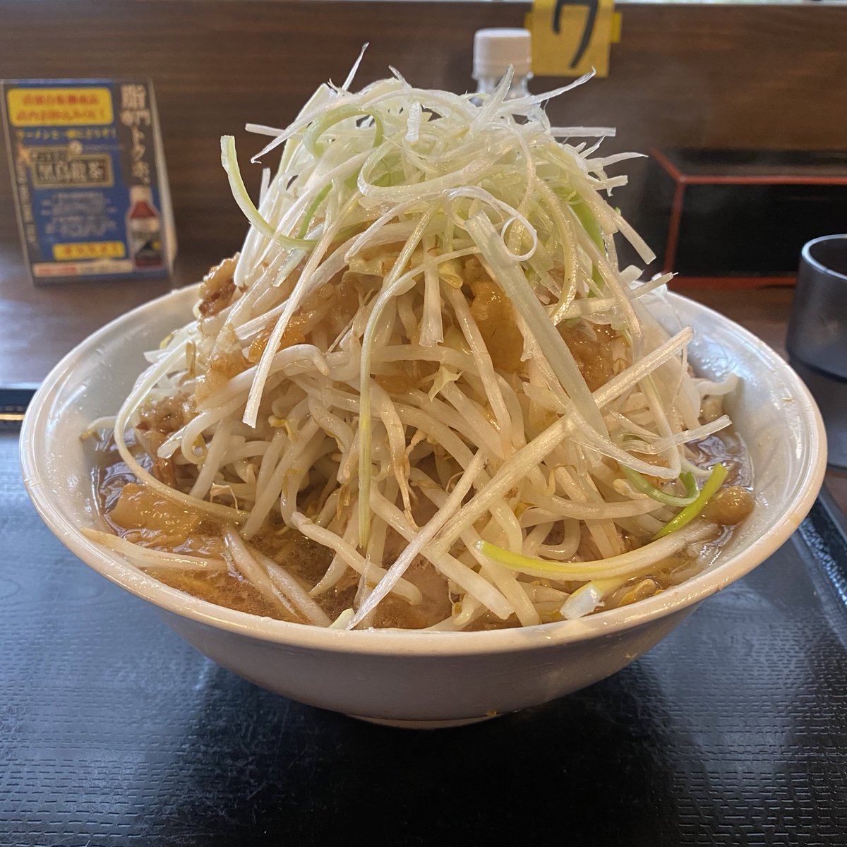 takeo1945's tweet image. 土曜日働いた私には塩分補給と食欲増進の為これを食す権利がある