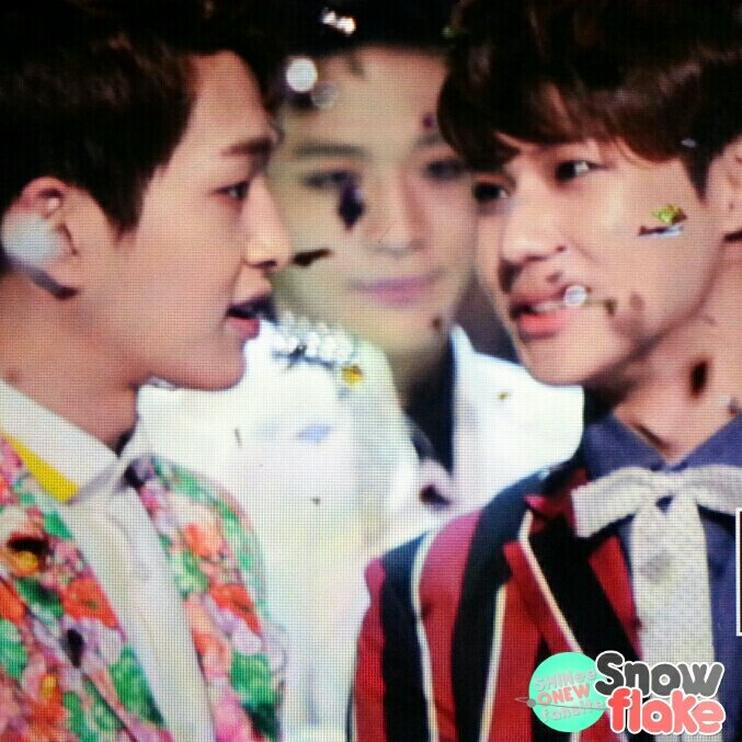 hourlyontae's tweet image. #온유 #ONEW #TAEMIN #태민 @SHINee @ONEW_GRIFFIN @TAEMIN_BPM