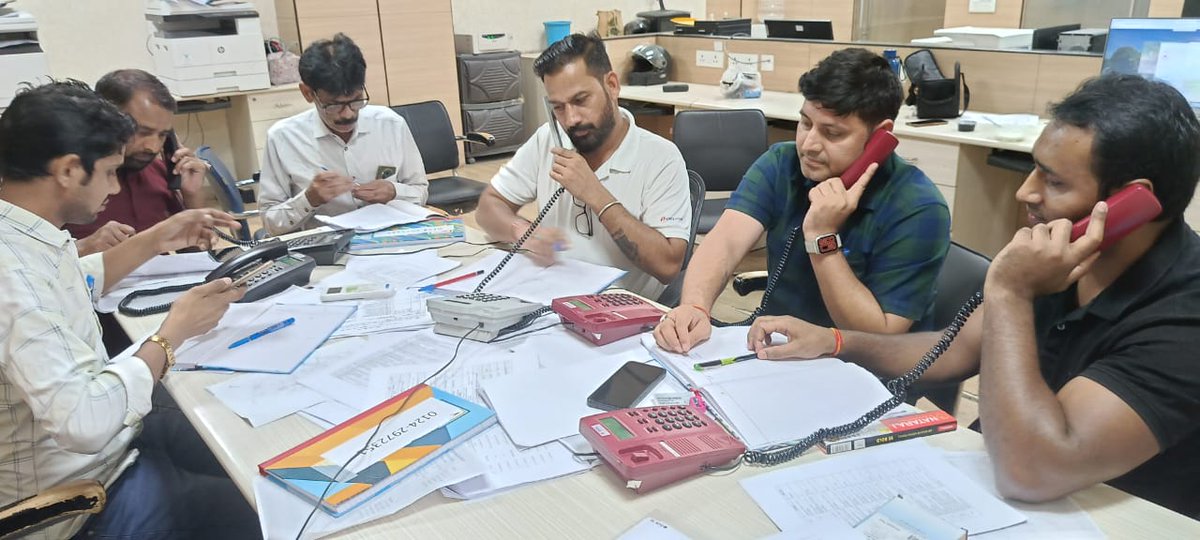 DPR Haryana (@diprharyana) on Twitter photo рдЧреБрд░реБрдЧреНрд░рд╛рдо: CET рдкрд░реАрдХреНрд╖рд╛ рдХреЛ рд▓реЗрдХрд░ рдЧреБрд░реБрдЧреНрд░рд╛рдо рдЬрд┐рд▓рд╛ рдкреНрд░рд╢рд╛рд╕рди рджреНрд╡рд╛рд░рд╛ рд▓рдШреБ рд╕рдЪрд┐рд╡рд╛рд▓рдп рдХреЗ рджреВрд╕рд░реЗ рддрд▓ рдкрд░ рдХрдВрдЯреНрд░реЛрд▓ рд░реВрдо рд╕реНрдерд╛рдкрд┐рдд рдХрд┐рдпрд╛ рдЧрдпрд╛ рд╣реИред
рдкрд╣рд▓реЗ рджрд┐рди рдХреА рдкрд░реАрдХреНрд╖рд╛ рдХреЗ рджреМрд░рд╛рди 700 рд╕реЗ рдЬреНрдпрд╛рджрд╛ рдкрд░реАрдХреНрд╖рд╛рд░реНрдерд┐рдпреЛрдВ рдиреЗ рдХрдВрдЯреНрд░реЛрд▓ рд░реВрдо рдХреЗ рдЬрд░рд┐рдП рдкрд░реАрдХреНрд╖рд╛ рд╕реЗ рд╕рдВрдмрдВрдзрд┐рдд рдорд╛рд░реНрдЧрджрд░реНрд╢рди рдкреНрд░рд╛рдкреНрдд рдХрд┐рдпрд╛ред
0124-2972349
0124-2972351 рдЧреБрд░реБрдЧреНрд░рд╛рдо: CET рдкрд░реАрдХреНрд╖рд╛ рдХреЛ рд▓реЗрдХрд░ рдЧреБрд░реБрдЧреНрд░рд╛рдо рдЬрд┐рд▓рд╛ рдкреНрд░рд╢рд╛рд╕рди рджреНрд╡рд╛рд░рд╛ рд▓рдШреБ рд╕рдЪрд┐рд╡рд╛рд▓рдп рдХреЗ рджреВрд╕рд░реЗ рддрд▓ рдкрд░ рдХрдВрдЯреНрд░реЛрд▓ рд░реВрдо рд╕реНрдерд╛рдкрд┐рдд рдХрд┐рдпрд╛ рдЧрдпрд╛ рд╣реИред
рдкрд╣рд▓реЗ рджрд┐рди рдХреА рдкрд░реАрдХреНрд╖рд╛ рдХреЗ рджреМрд░рд╛рди 700 рд╕реЗ рдЬреНрдпрд╛рджрд╛ рдкрд░реАрдХреНрд╖рд╛рд░реНрдерд┐рдпреЛрдВ рдиреЗ рдХрдВрдЯреНрд░реЛрд▓ рд░реВрдо рдХреЗ рдЬрд░рд┐рдП рдкрд░реАрдХреНрд╖рд╛ рд╕реЗ рд╕рдВрдмрдВрдзрд┐рдд рдорд╛рд░реНрдЧрджрд░реНрд╢рди рдкреНрд░рд╛рдкреНрдд рдХрд┐рдпрд╛ред
0124-2972349
0124-2972351