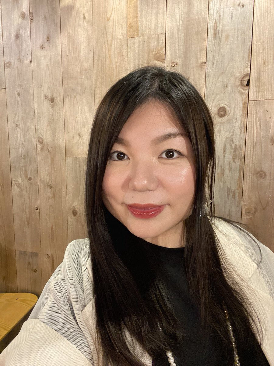【バースデーライブから2週間🎂】

あの日の温もりが、今も心の中にあります。

2025年は、“在り方”と“整えること”を大切にしてきた上半期。
その土台の上で、これからはもっと自由に、軽やかに表現していきたい。

応援してくれるすべての方へ、改めてありがとうございます✨

#自分らしく生きる