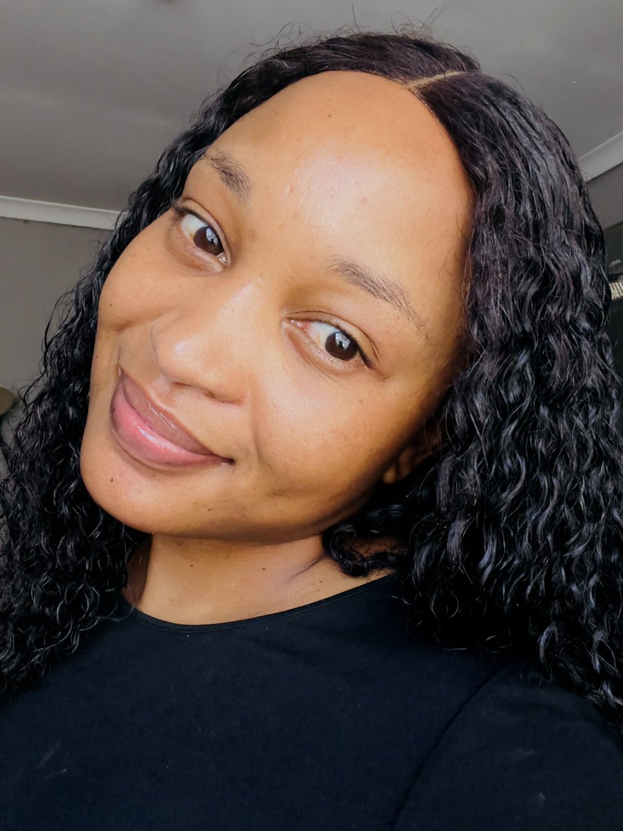 nonitheotiginal's tweet image. I am not defending any rumours, unless you say drinking your skincare, water and eating clean doesn’t work.
Cause it does ❤️