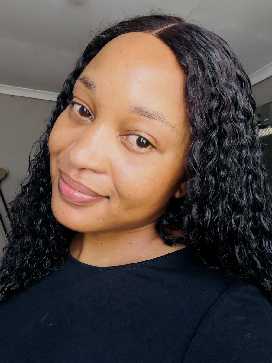 nonitheotiginal's tweet image. I am not defending any rumours, unless you say drinking your skincare, water and eating clean doesn’t work.
Cause it does ❤️