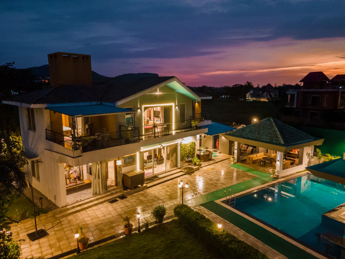 breakationtrips's tweet image. 🌧️ Adventure hits different in the rain

💎 3BHK Luxury Villa | 🏊‍♂️ Private Pool | 🌄 Valley Views

📍 Lonavala – BT Eton

🔗 Book: breakationtrips.com/product/btinmh…

📞 +91 85912 97379

#RainyRetreat #LonavalaVibes #BreakationTrips #MonsoonMagic #LuxuryStay #PoolVilla #WeekendGoals