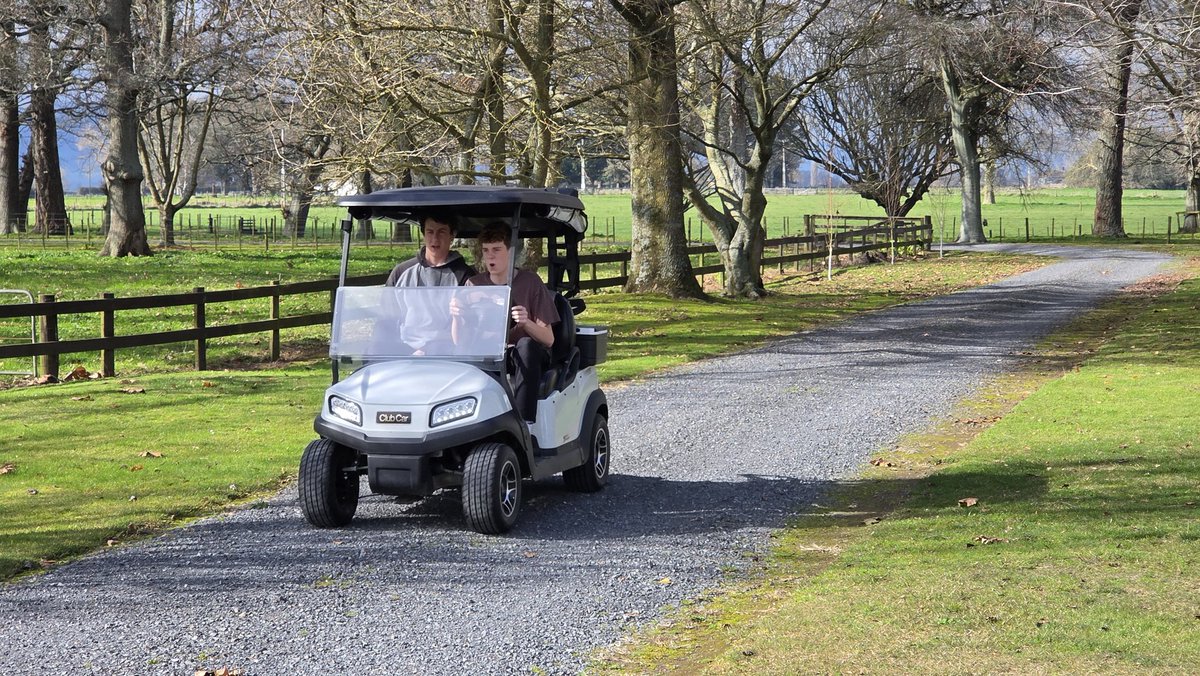 grant_farquhar's tweet image. Epic day at the farm.
Slug gun shooting targets
Golf cart racing
Some welding practice
Wandered tracks on Mt Te Aroha
Saw the hot soda geyser
Dagged and drenched sheep
Mums famous Schnitzel
Up the Wahs 😆
Shot 9 possums