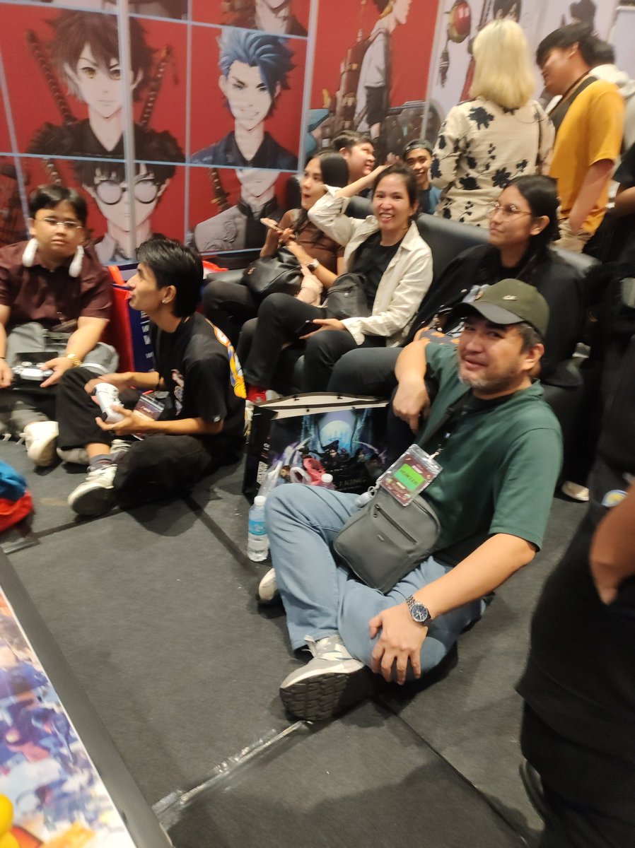 RedGuap0's tweet image. Day 2 @ PGDX!
Guess where is boss Daryl here 😆
@AwakenHunterNFT