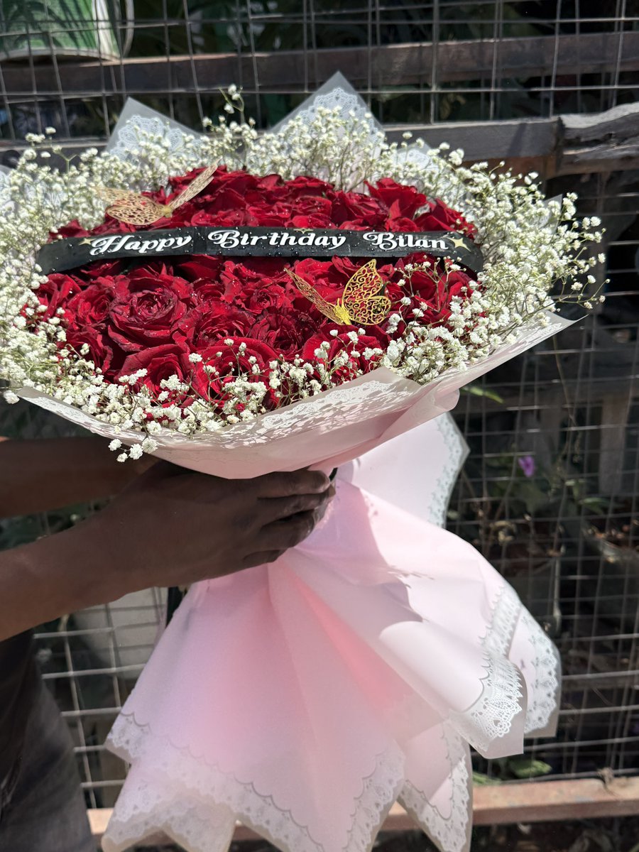 AishakhamisAli's tweet image. Todays bouqet
☎️0743961720
📍Mombasa
We do deliveries
Rt widely!!