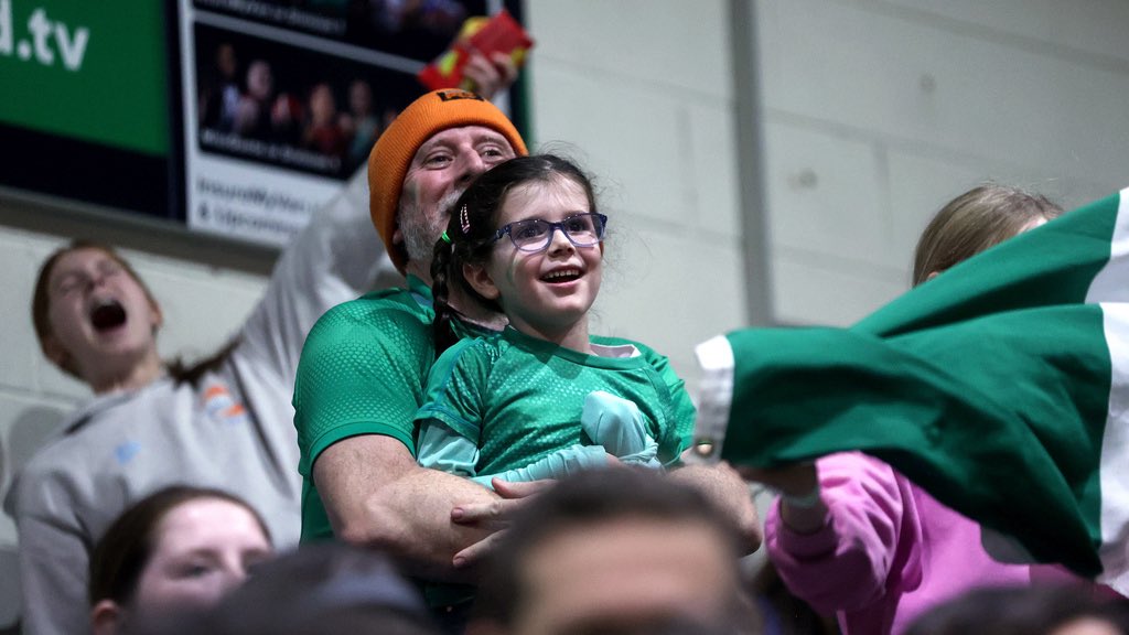 BballIrl's tweet image. More SOLD OUT scenes loading at the National Basketball Arena 🔋
Excited to have you back with us this evening! 💚
#GreenMeansGo ☘️ | #IrishBasketball