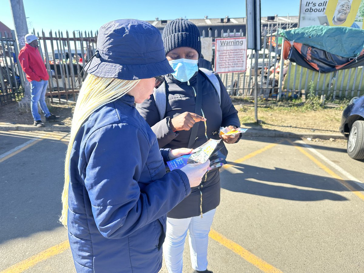 RAF_SA's tweet image. We are bringing services to the people of Mthatha today along with UCR FM. 📻 We are at Mthatha Plaza assisting with RAF claims queries.
Did you know? If you need assistance with your RAF claims, you can send an SMS to 44390 and a RAF Agent will contact you to provide support.