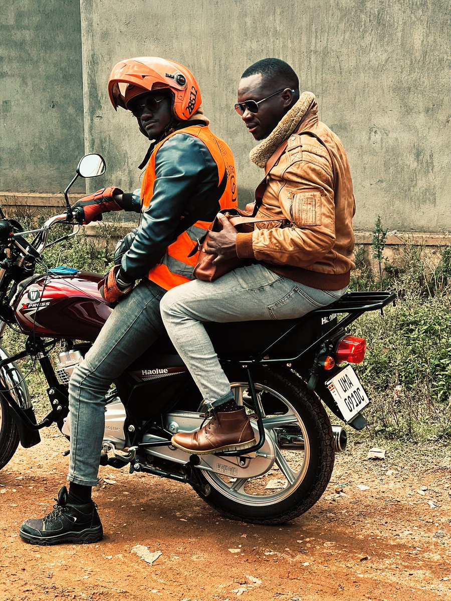 JOnyait's tweet image. People often don’t realize how expensive it is to be poor.
You are last in line for food, you receive the worst medical care, and no one gives you the right of way.
But there is a way out; Earn that extra dollar a day. Be your own boss. Get that bike from our outlets today.…