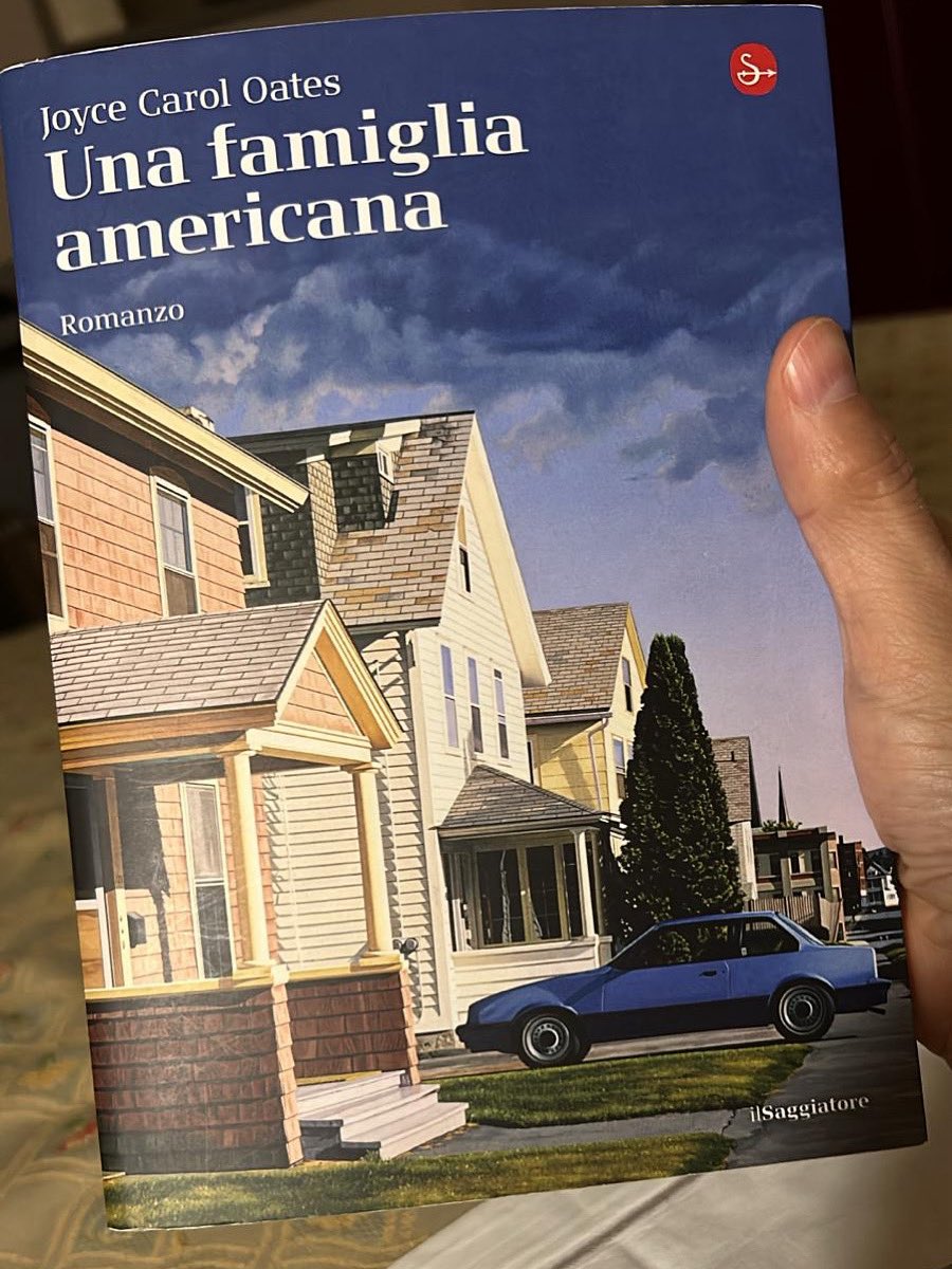 UggeriRoberto's tweet image. La vittima non va confusa col carnefice. Chi subisce abusi non può e non deve patire lo stigma della condanna moralista. 
Una denuncia forte per l’epoca in cui uscì questo libro, parliamo del 1996.
Rancore e vendetta avvelenano. Solo il perdono e la clemenza liberano e salvano