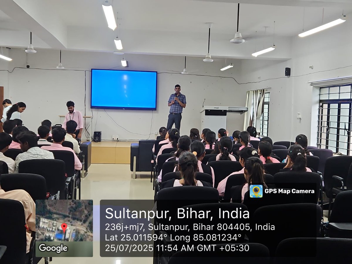 startup_bihar's tweet image. बिहार आइडिया फेस्टिवल 2025 - Outreach Program at Jehanabad
Jehanabad जिले में Startup Bihar द्वारा आयोजित आउटरीच कार्यक्रम के दौरान छात्रों को नवाचार और स्टार्टअप के प्रति प्रोत्साहित किया गया।
कार्यक्रम में मेंटरशिप, सीड फंडिंग और स्टार्टअप अवसरों पर विस्तृत चर्चा की गई।
"हर…