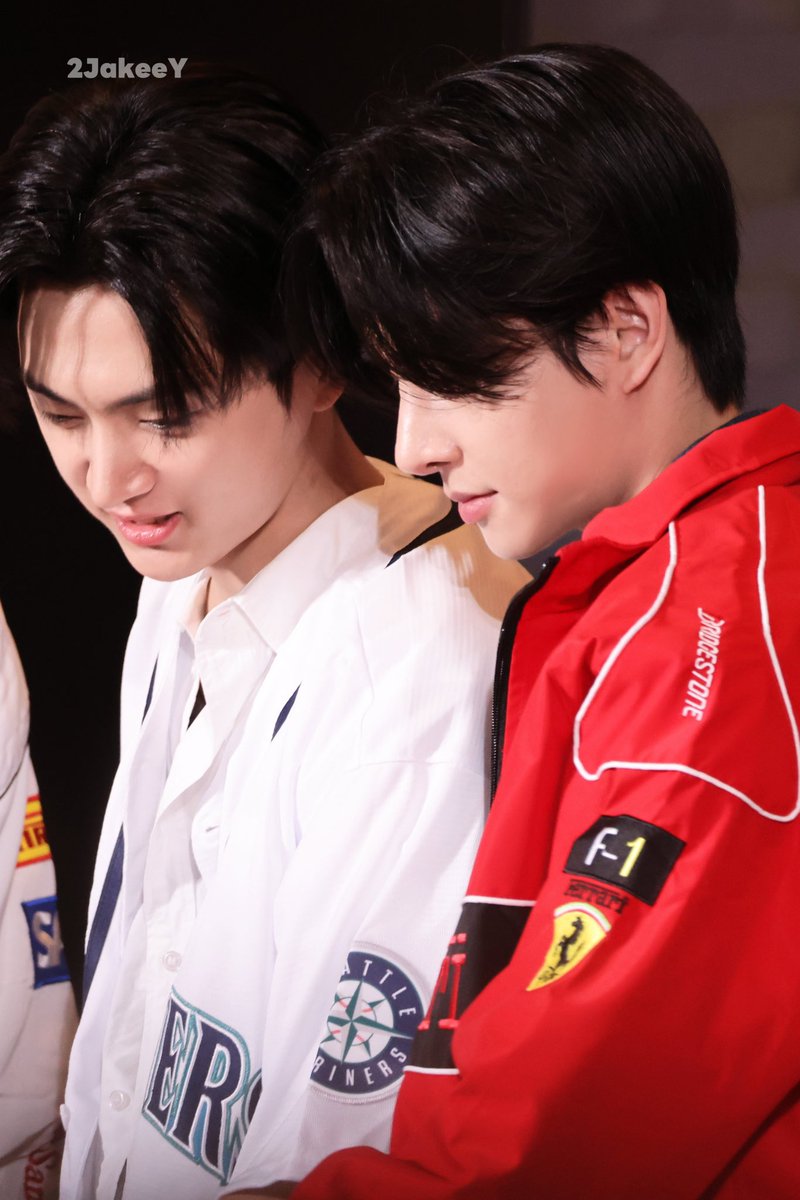 2JakeeY's tweet image. 20250726

#JAY #박종성 #제이
#JAKE #심재윤 #제이크
#ENHYPEN #ENHYPEN_JAKE #ENHYPEN_JAY