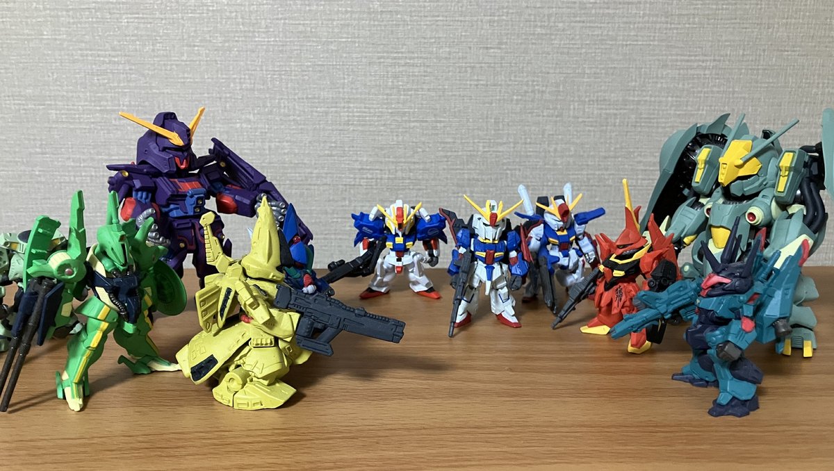 V69O6iL62aMiJjU's tweet image. #ガンダムコンバージ　
次のアニメの設定はこんな感じで
お願いします。