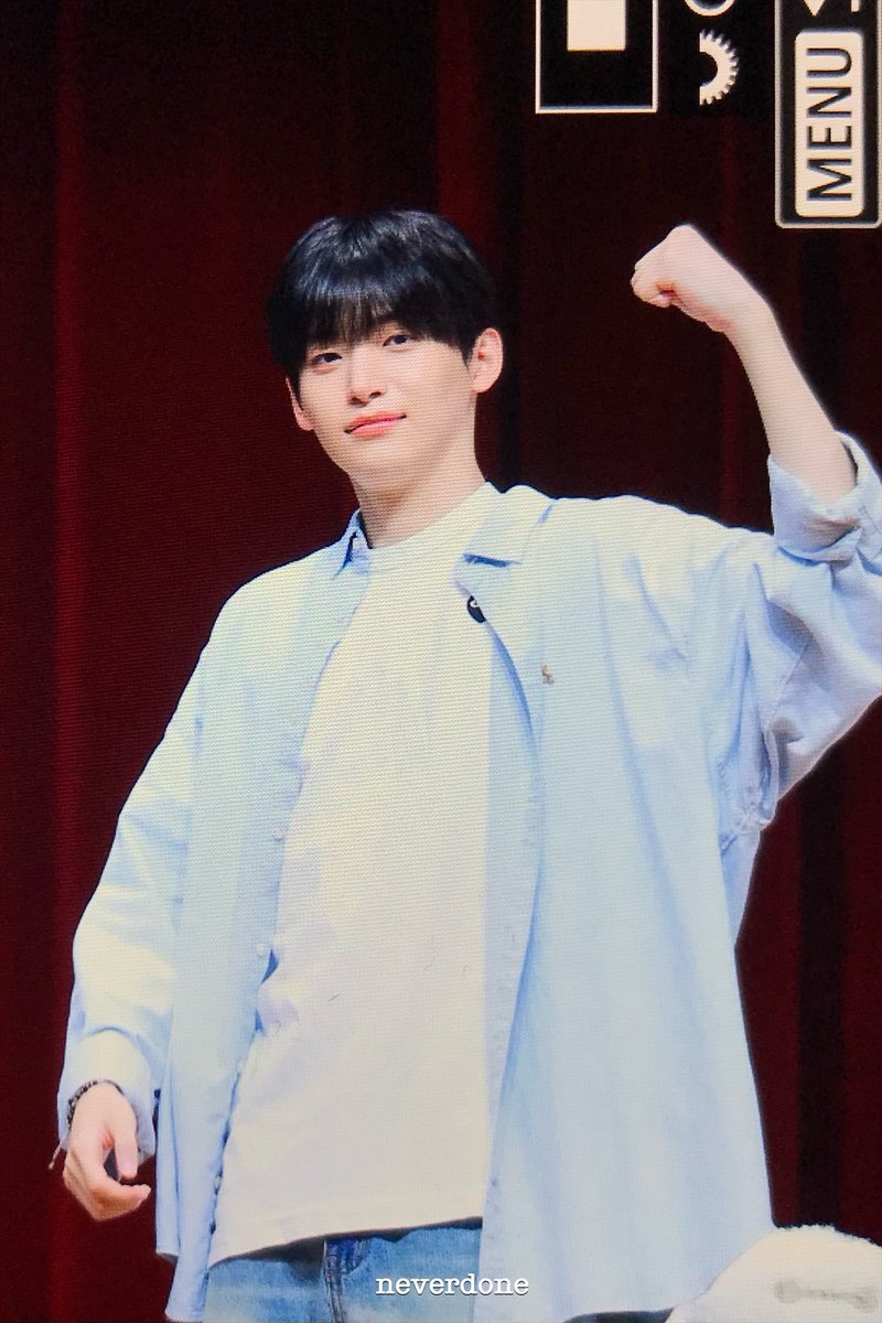 neverdone205's tweet image. 250726 withmuu 

💪🏻💪🏻💪🏻💪🏻💪🏻

#크래비티 #정모