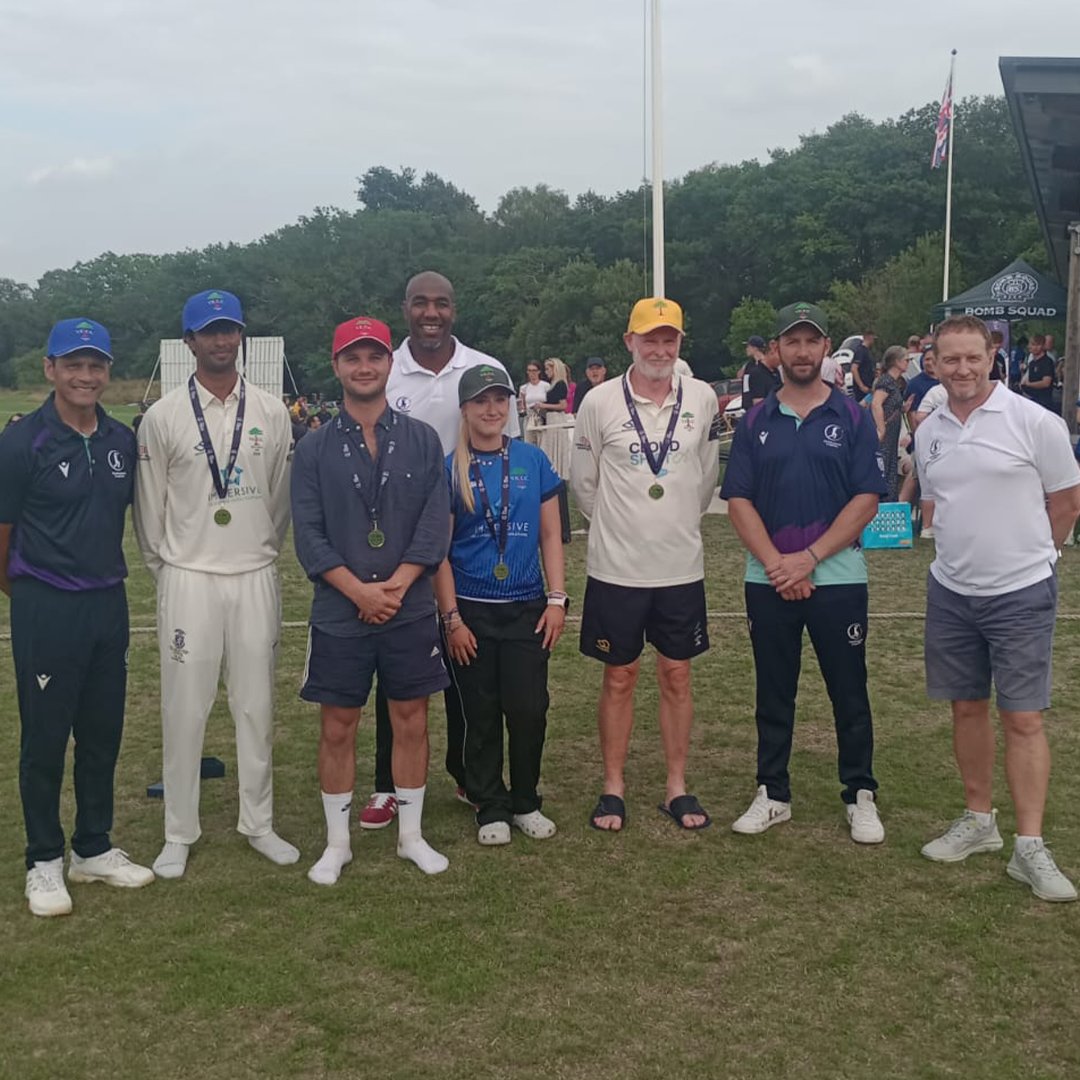 PCA's tweet image. Thank you for another brilliant day @ValleyendCc 🙏
At the end of a fiercely contested tournament, @MarkRamprakash's 'The Happy Flops' team emerged victorious 🏆