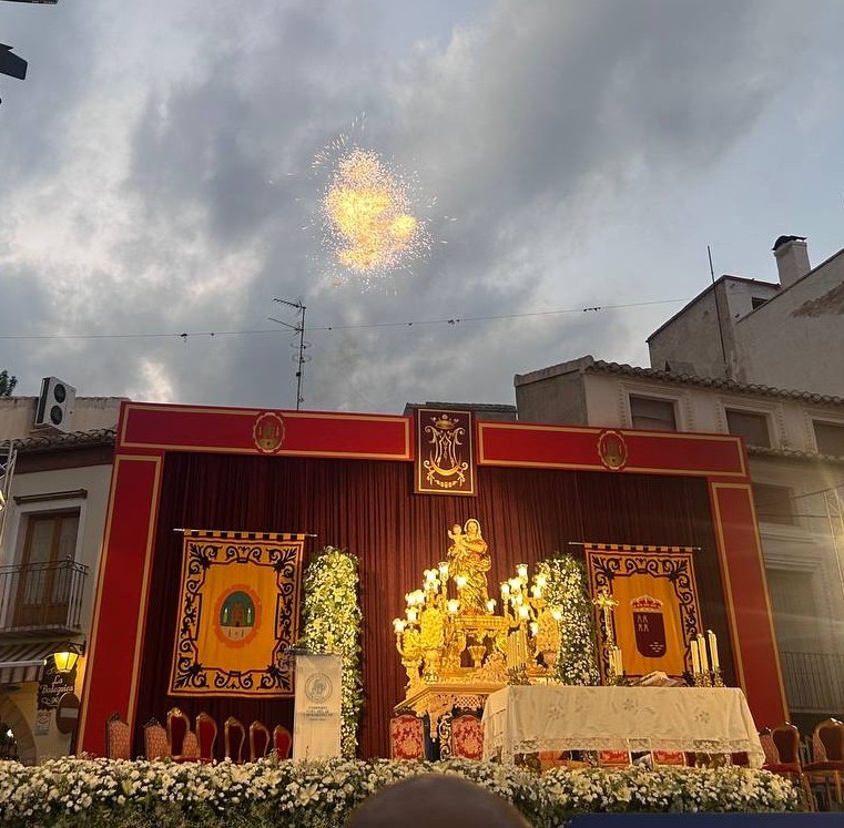 Pascual_SH's tweet image. Da comienzo el Año Jubilar por la celebración del tricentenario de la llegada de la Virgen de las Maravillas desde Nápoles a Cehegín y la celebración del centenario de su coronación pontificia.

Se comenzó con el traslado de la patrona de #Cehegín desde el convento de San Esteban…