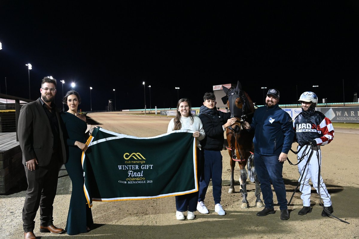 .<a href="/chrisjudd999/">Chris Judd</a> makes it a training quinella in the Charge Auto Group Winter Gift Final (Listed Classic).🥇🥈

Jilliby Fabio driven by Peter McRae was victorious from Alta William driven by Cameron Hart in a mile of 1.51.9 and a winning margin of 3.8 metres.

#ClubMenangle