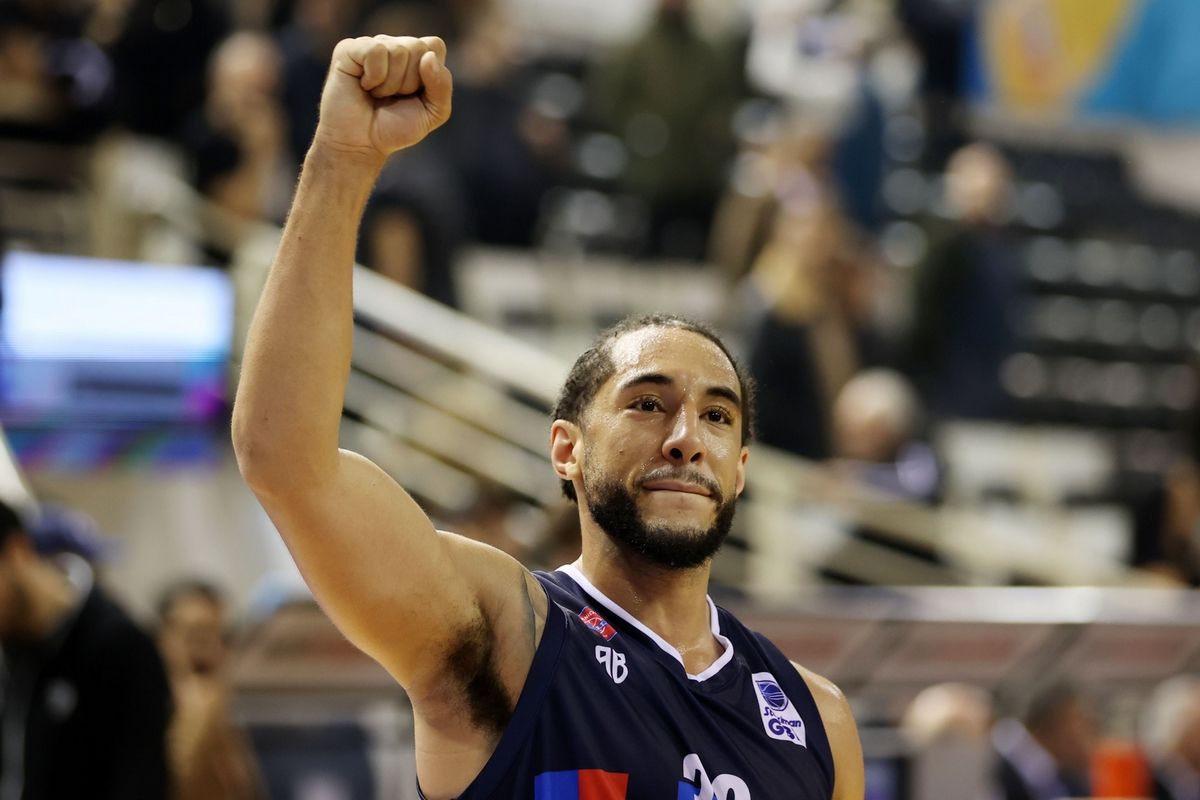 sport24's tweet image. Μύκονος, μεταγραφές: Ανακοίνωσε την απόκτηση του Ντέβιν Κάναντι sport24.gr/basket/mikonos…