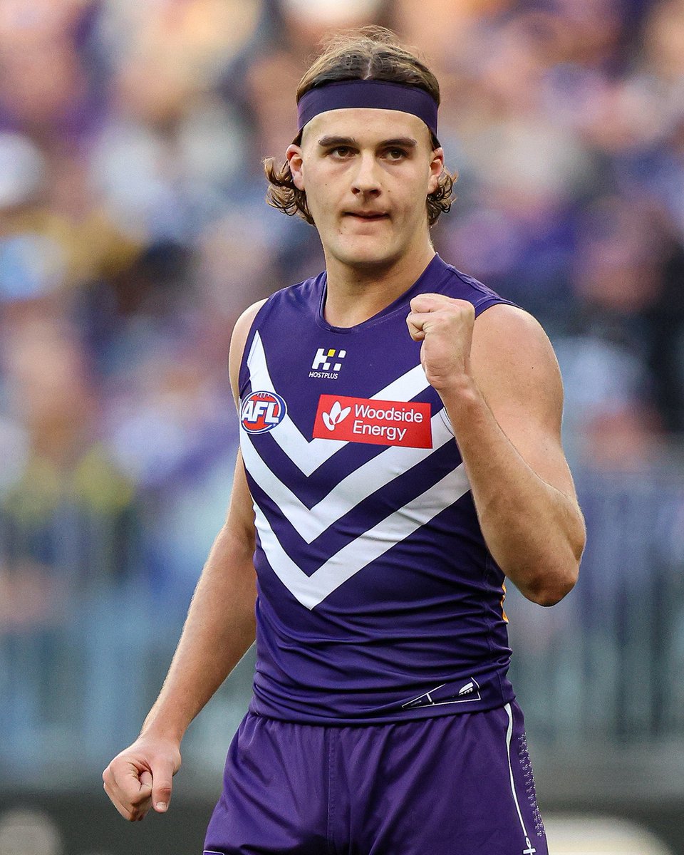 the full #RACDerby Medal votes breakdown 🔢

8 votes - Hayden Young
6 votes - Andy Brayshaw
4 votes - Murphy Reid

15 score involvements for Murph today... continues to impress us all in his first year 💜

#foreverfreo