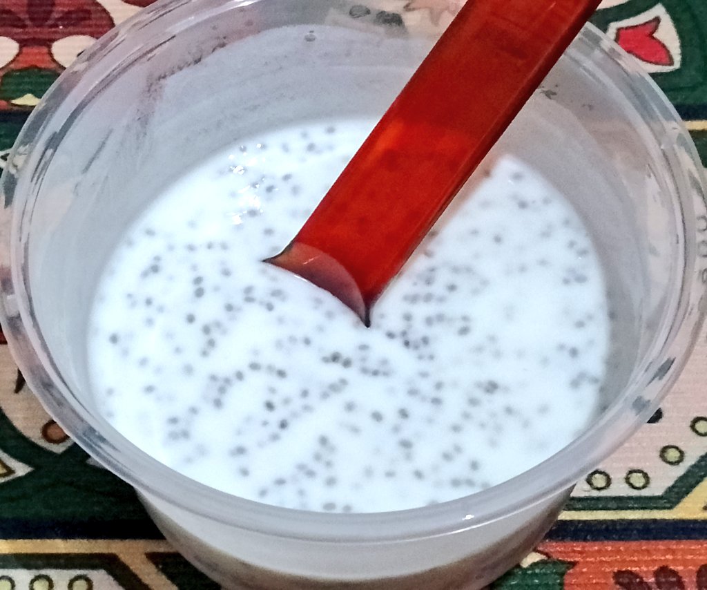 dhani_dihati's tweet image. Klo lagi sumuk² gini emang enak ya makan yang dingin² seger.
*abaikan ukuran sendoknya. Ketauan yang makan orang ga sabaran 😎🤪🤣🤭
