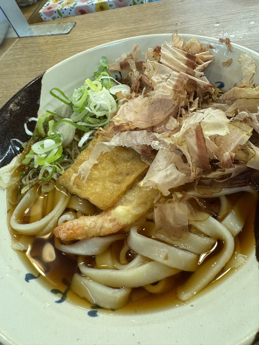 tsuka_ken1's tweet image. 2分で流し込んだけど味は堪能しました！帰ります〜。