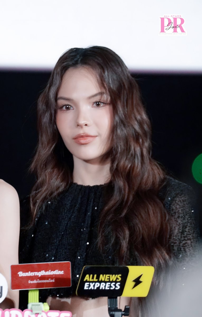 prjipata's tweet image. “ซอนญ่า ศรัณย์ภัทร์” ให้สัมภาษณ์สื่อ ก่อนเริ่มงาน Harmony Secret First Premiere

#ลูกหมีซอนญ่า #LMSY
#ซอนญ่าศรัณย์ภัทร์ #SonyaSaranphat
#HarmonySecret
#HarmonySecretดีลลับฉบับเล่นเล่ห์
#CHANGE2561