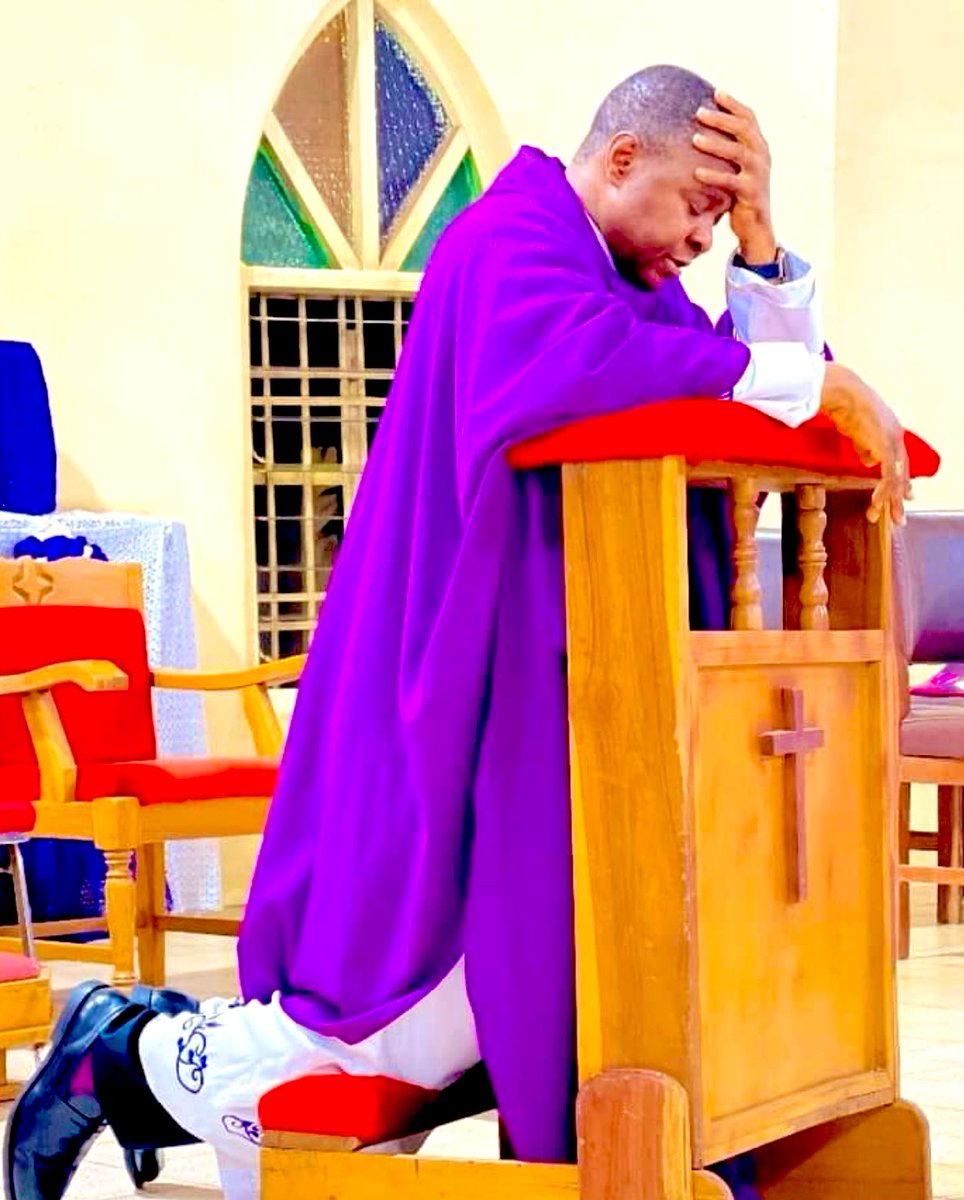 FriarJ's tweet image. Try the Sacrament of CONFESSION today.
#CatholicChurch #CatholicTwitter #CatholicX #Catholic