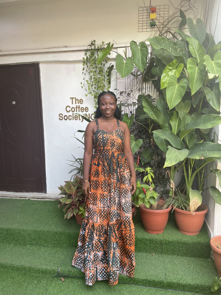 Irede17's tweet image. All the outfits I rocked from @houseofirede
1st slide church
2nd slide a birthday dinner
3rd slide church
4th slide A soirée
We have the perfect outfits for all event!!!
Send a dm to shop or click on the link on our bio