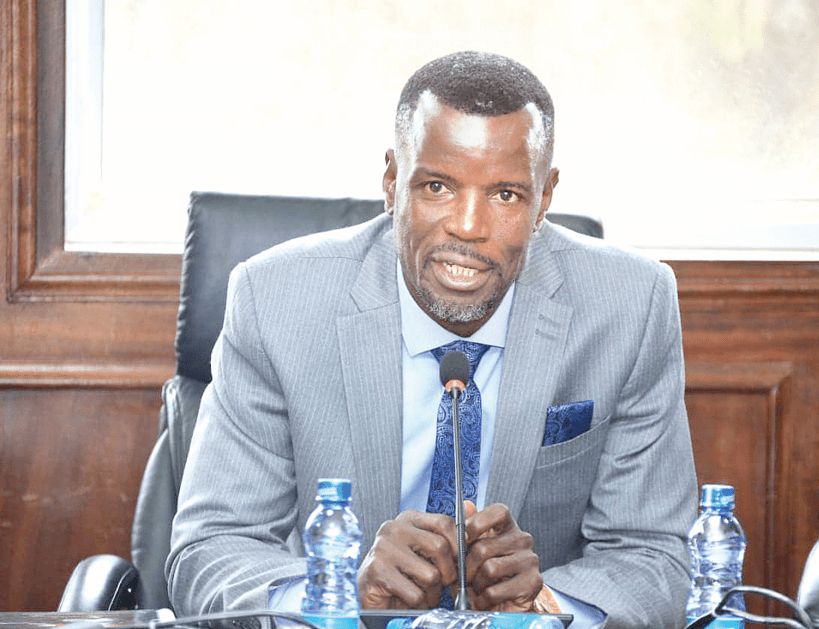 PeopleDailyKe's tweet image. Webuye East MP opposes Didmus Barasa’s bid for Bungoma gubernatorial seat.
Read the full story here:
tinyurl.com/2zz3x7wd