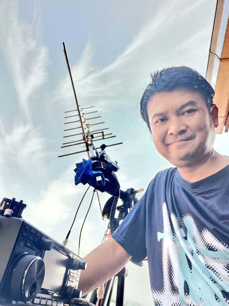 HS6MYW T.Wanlop tweet media